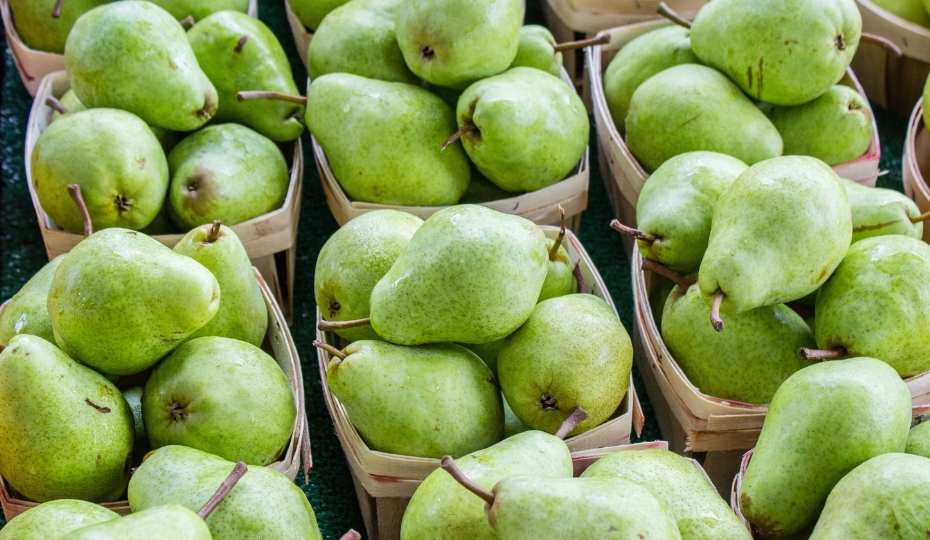 La poire, un indispensable pour une alimentation saine au bureau