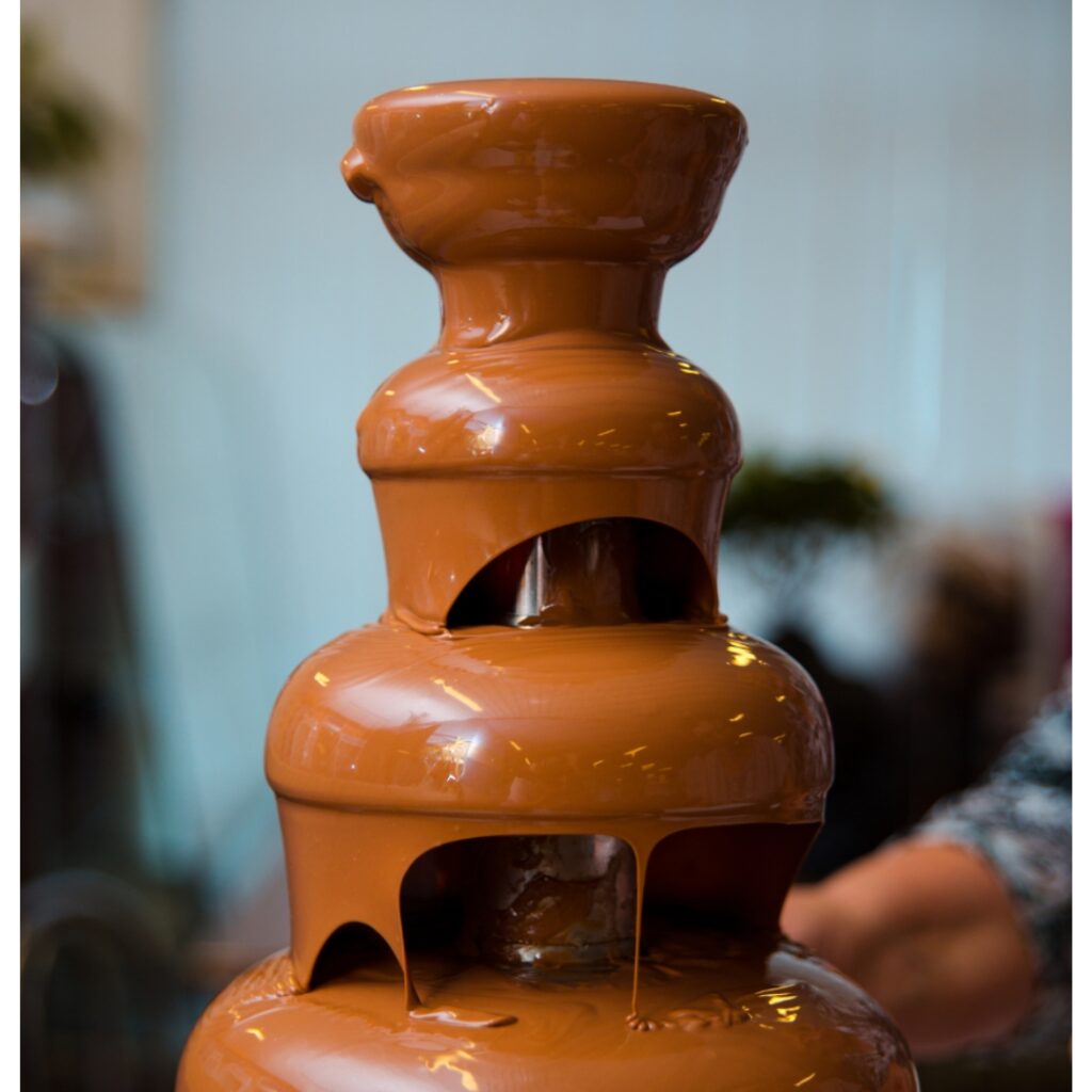 Une belle fontaine chocolatée pour passer Pâques au bureau.