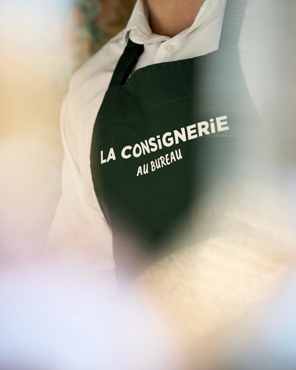 Membre de l'équipe La Consignerie en tablier